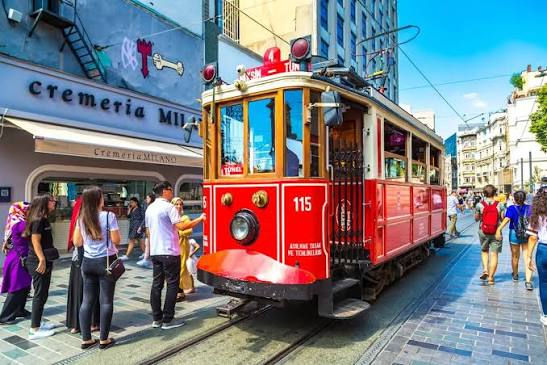 Beyoğlu Catı Aktarma ve İzolasyon